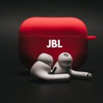 how to turn on jbl earbuds without case 